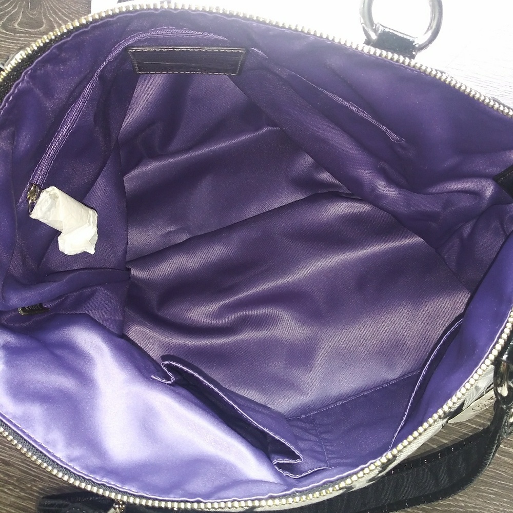 NWT authentic Coach Large poppy signature bag - Picture 8 of 8